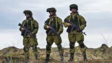 Военнослужащие вооруженных сил России в Крыму. Архивное фото Военнослужащие вооруженных сил России в Крыму. Архивное фото
