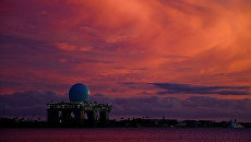 Плавучий радиолокационный комплекс SBX (Sea Based X-Band) в Перл-Харбор Плавучий радиолокационный комплекс SBX (Sea Based X-Band) в Перл-Харбор