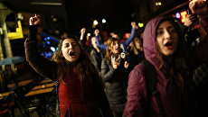 Антиправительственные демонстранты во время акции протеста после референдума. Архивное фото Антиправительственные демонстранты во время акции протеста после референдума. Архивное фото