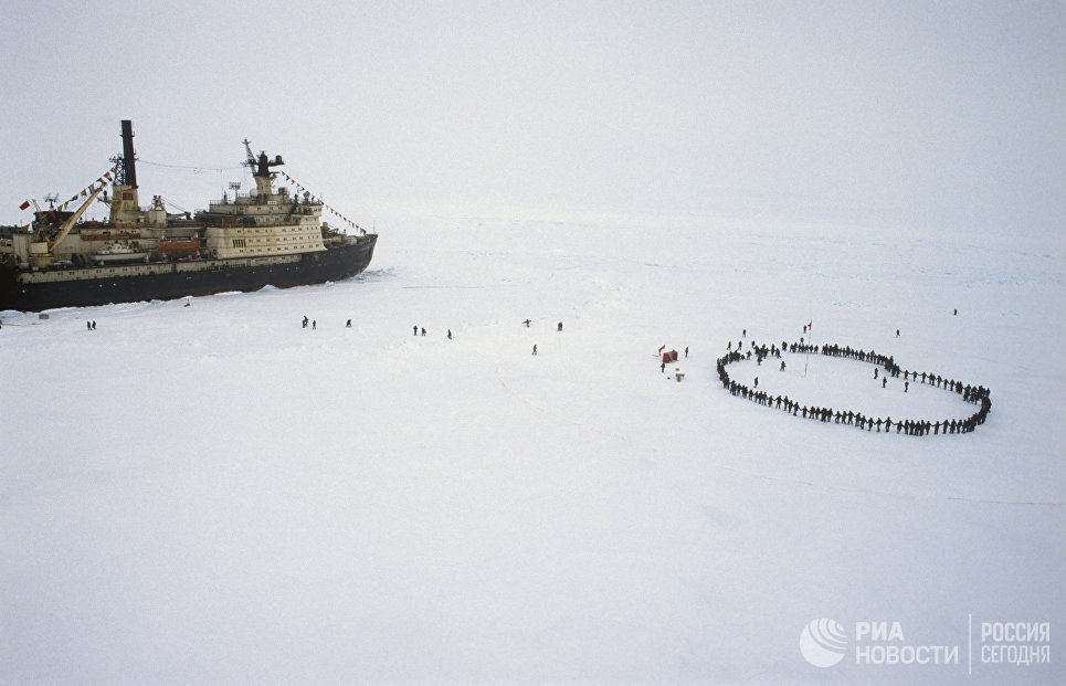 Путин подчеркнул вклад русских полярников в сбережение ресурсов Арктики и Антарктики