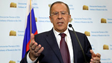 Министр иностранных дел России Сергея Лаврова во время пресс-конференции в посольстве РФ в Вашингтоне. 10 мая 2017 Министр иностранных дел России Сергея Лаврова во время пресс-конференции в посольстве РФ в Вашингтоне. 10 мая 2017