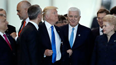 Президент США Дональд Трамп и премьер-министр Черногории Душко Маркович на саммите НАТО в Брюсселе Президент США Дональд Трамп и премьер-министр Черногории Душко Маркович на саммите НАТО в Брюсселе