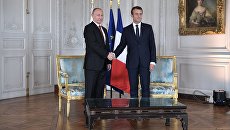 Президент РФ Владимир Путин и президент Франции Эммануэль Макрон во время встречи в Версальском дворце. 29 мая 2017 Президент РФ Владимир Путин и президент Франции Эммануэль Макрон во время встречи в Версальском дворце. 29 мая 2017