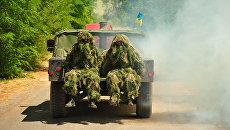Военнослужащие ВСУ. Архивное фото Военнослужащие ВСУ. Архивное фото