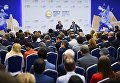 Председатель совета Фонда Центра стратегических разработок, заместитель председателя Экономического совета при президенте РФ Алексей Кудрин (на дальнем плане слева) во время беседы о будущем Россия 2035 в рамках Санкт-Петербургского международного экономического форума 2017 Председатель совета Фонда Центра стратегических разработок, заместитель председателя Экономического совета при президенте РФ Алексей Кудрин (на дальнем плане слева) во время беседы о будущем Россия 2035 в рамках Санкт-Петербургского международного экономического форума 2017