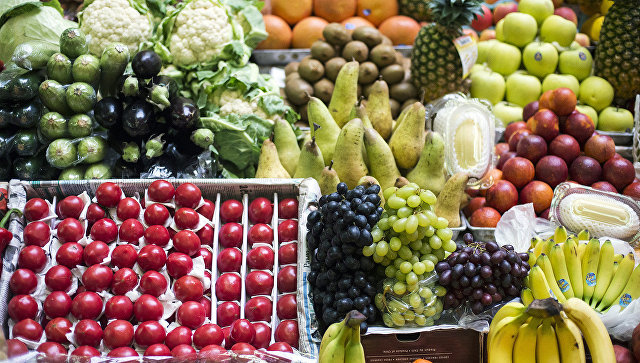 Роспотребнадзор усилил контроль по сезонному завозу фруктов, овощей и ягод