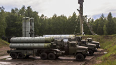 Зенитные ракетные комплексы С-300. Архивное фото Зенитные ракетные комплексы С-300. Архивное фото