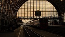 На платформе Киевского вокзала. Архивное фото На платформе Киевского вокзала. Архивное фото