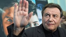 Режиссер Алексей Учитель на пресс-конференции создателей и актеров фильма Матильда Режиссер Алексей Учитель на пресс-конференции создателей и актеров фильма Матильда