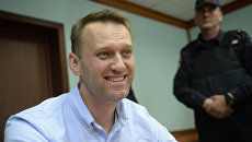 Алексей Навальный в Мосгорсуде. 16 июня 2017 Алексей Навальный в Мосгорсуде. 16 июня 2017