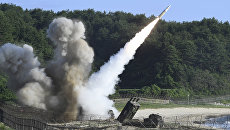 Запуск тактической ракеты армии США MGM-140 во время совместных военных учений между США и Южной Кореей. 5 июля 2017 Запуск тактической ракеты армии США MGM-140 во время совместных военных учений между США и Южной Кореей. 5 июля 2017