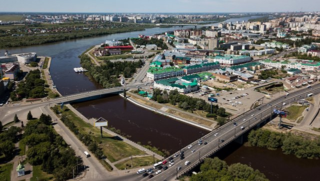 В Омске проверят увольнение кассира за отказ «скинуться» на подарок В Омске проверят увольнение кассира за отказ «скинуться» на подарок
