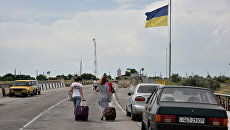 Украинский пункт пропуска Чонгар на границе с Россией Украинский пункт пропуска Чонгар на границе с Россией