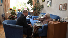 Президент РФ Владимир Путин поздравляет с 90-летием правозащитника, общественного деятеля, председателя Московской Хельсинкской группы Людмилу Алексееву Президент РФ Владимир Путин поздравляет с 90-летием правозащитника, общественного деятеля, председателя Московской Хельсинкской группы Людмилу Алексееву