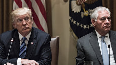 Президент США Дональд Трамп и Госсекретарь Рекс Тиллерсон в Белом доме в Вашингтоне. 30 июня 2017 Президент США Дональд Трамп и Госсекретарь Рекс Тиллерсон в Белом доме в Вашингтоне. 30 июня 2017