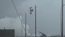 Ураган Ирма на Кубе: волны-гиганты на Малеконе и поваленные деревья Ураган Ирма на Кубе: волны-гиганты на Малеконе и поваленные деревья