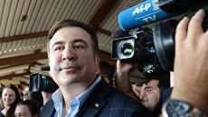 Михаил Саакашвили на железнодорожном вокзале в польском Пшемышле. 10 сентября 2017 Михаил Саакашвили на железнодорожном вокзале в польском Пшемышле. 10 сентября 2017