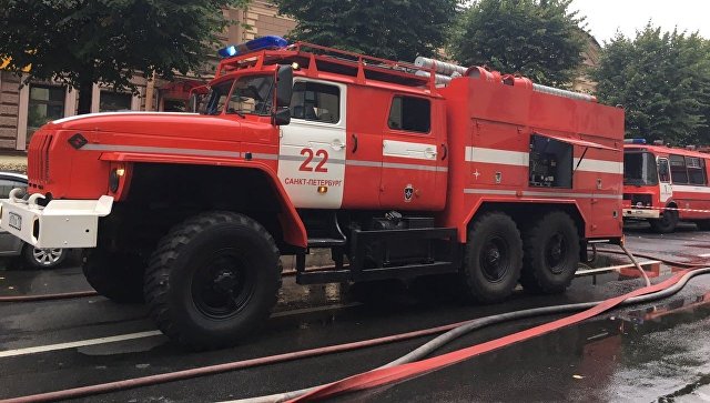 В Петербурге прооперируют прыгнувших из горящего дома молодых людей В Петербурге прооперируют прыгнувших из горящего дома молодых людей