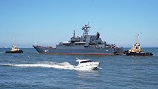 Большой десантный корабль Минск во время выхода кораблей Балтийского флота. Архивное фото Большой десантный корабль Минск во время выхода кораблей Балтийского флота. Архивное фото