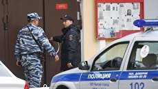 Сотрудники полиции Сотрудники полиции