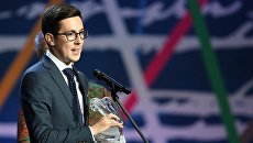 Учитель истории и обществознания Илья Демаков, получивший награду в номинации Учитель года 2017. 5 октября 2017 Учитель истории и обществознания Илья Демаков, получивший награду в номинации Учитель года 2017. 5 октября 2017