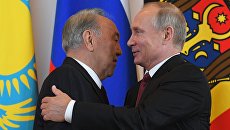 Президент Казахстана Нурсултан Назарбаев и президент РФ Владимир Путин. Архивное фото Президент Казахстана Нурсултан Назарбаев и президент РФ Владимир Путин. Архивное фото