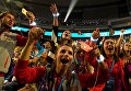 Зрители на церемонии открытия XIX Всемирного фестиваля молодежи и студентов в Ледовом дворце Большой в Сочи. 15 октября 2017 Зрители на церемонии открытия XIX Всемирного фестиваля молодежи и студентов в Ледовом дворце Большой в Сочи. 15 октября 2017
