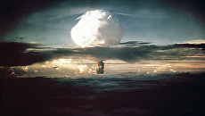 Испытание первой термоядерной бомбы США на атолле Эниветок. 1 ноября 1952 Испытание первой термоядерной бомбы США на атолле Эниветок. 1 ноября 1952