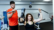 Светлана Чуракова в спортивном зале Светлана Чуракова в спортивном зале