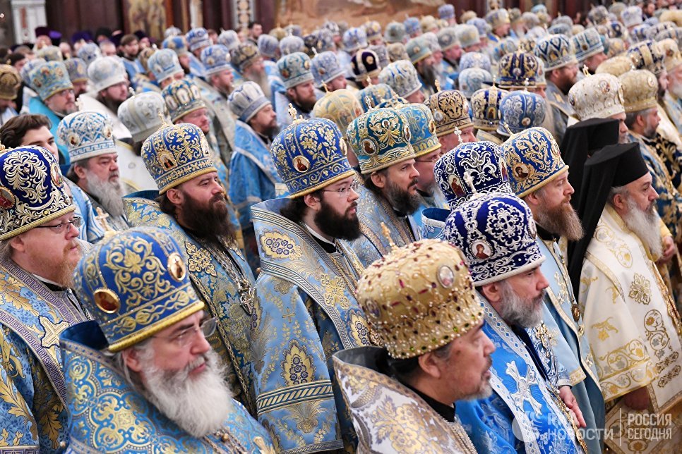 Божественная литургия в Кафедральном Соборном Храме Христа Спасителя Божественная литургия в Кафедральном Соборном Храме Христа Спасителя