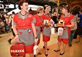 Поклонники Элвиса Пресли отправляются на Элвис-экспрессе из Сиднея на фестиваль в город Паркс Поклонники Элвиса Пресли отправляются на Элвис-экспрессе из Сиднея на фестиваль в город Паркс