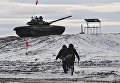 Участники отборочного этапа конкурса Танковый биатлон-2018 среди танковых экипажей соединений Центрального и Западного военных округов на полигоне Погоново в Воронежской области Участники отборочного этапа конкурса Танковый биатлон-2018 среди танковых экипажей соединений Центрального и Западного военных округов на полигоне Погоново в Воронежской области