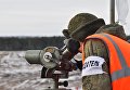 Наблюдатель во время отборочного этапа конкурса Танковый биатлон-2018 среди танковых экипажей соединений Центрального и Западного военных округов на полигоне Погоново в Воронежской области Наблюдатель во время отборочного этапа конкурса Танковый биатлон-2018 среди танковых экипажей соединений Центрального и Западного военных округов на полигоне Погоново в Воронежской области
