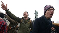 Участники несанкционированной акции в Москве. Архивное фото Участники несанкционированной акции в Москве. Архивное фото