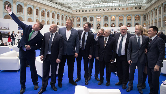Путин посмотрел «Движение вверх» с флешки и назвал себя актуальным для нашего времени человеком