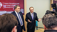 Руководитель Федеральной антимонопольной службы России Игорь Артемьев и ректор СПбГУ Николай Кропачев подписали соглашение о сотрудничестве. 1 февраля 2018 Руководитель Федеральной антимонопольной службы России Игорь Артемьев и ректор СПбГУ Николай Кропачев подписали соглашение о сотрудничестве. 1 февраля 2018