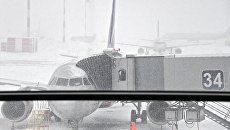 Самолеты в аэропорту Шереметьево. 4 февраля 2018 Самолеты в аэропорту Шереметьево. 4 февраля 2018