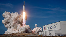 Cтарт ракеты-носителя Falcon Heavy с космодрома на мысе Канаверал. Архивное фото Cтарт ракеты-носителя Falcon Heavy с космодрома на мысе Канаверал. Архивное фото