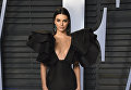 Модель Кендалл Дженнер на Vanity Fair Oscar Party. 4 марта 2018 года Модель Кендалл Дженнер на Vanity Fair Oscar Party. 4 марта 2018 года