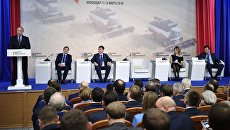 Президент РФ Владимир Путин выступает на пленарном заседании Всероссийского форума сельхозпроизводителей в Краснодаре. 12 марта 2018 Президент РФ Владимир Путин выступает на пленарном заседании Всероссийского форума сельхозпроизводителей в Краснодаре. 12 марта 2018