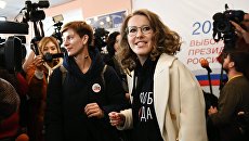 Кандидат в президенты РФ от партии Гражданская инициатива Ксения Собчак проголосовала на выборах президента РФ на избирательном участке в Москве. 18 марта 2018 Кандидат в президенты РФ от партии Гражданская инициатива Ксения Собчак проголосовала на выборах президента РФ на избирательном участке в Москве. 18 марта 2018