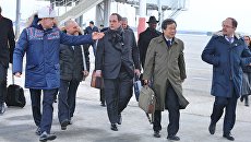Губернатор Свердловской области Евгений Куйвашев встречает делегацию инспекционной комиссии Международного Бюро выставок (МБВ) Губернатор Свердловской области Евгений Куйвашев встречает делегацию инспекционной комиссии Международного Бюро выставок (МБВ)