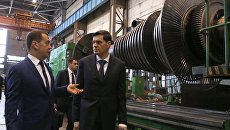 Председатель правительства РФ Дмитрий Медведев и председатель совета директоров ПАО Силовые машины Алексей Мордашов. 12 апреля 2018 Председатель правительства РФ Дмитрий Медведев и председатель совета директоров ПАО Силовые машины Алексей Мордашов. 12 апреля 2018