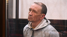 Командир пожарного звена Сергей Генин, обвиняемый в халатных действиях во время тушения пожара в ТЦ Зимняя вишня в Кемерово, в Кемеровском областном суде. 13 апреля 2018 Командир пожарного звена Сергей Генин, обвиняемый в халатных действиях во время тушения пожара в ТЦ Зимняя вишня в Кемерово, в Кемеровском областном суде. 13 апреля 2018