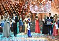 В центре: Мисс Россия 2018 Юлия Полячихина на церемонии награждения финалисток конкурса Мисс Россия-2018 в концертном зале Барвиха. 14 апреля 2018 В центре: Мисс Россия 2018 Юлия Полячихина на церемонии награждения финалисток конкурса Мисс Россия-2018 в концертном зале Барвиха. 14 апреля 2018