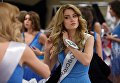 Одна из финалисток конкурса Мисс Россия-2018 в гримерной перед началом конкурса в концертном зале Барвиха. 14 апреля 2018 Одна из финалисток конкурса Мисс Россия-2018 в гримерной перед началом конкурса в концертном зале Барвиха. 14 апреля 2018