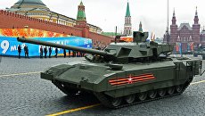 Танк Т-14 Армата на генеральной репетиции военного парада на Красной площади. Архивное фото Танк Т-14 Армата на генеральной репетиции военного парада на Красной площади. Архивное фото