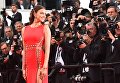 Модель Ирина Шейк на красной дорожке 71-го Каннского международного кинофестиваля Модель Ирина Шейк на красной дорожке 71-го Каннского международного кинофестиваля