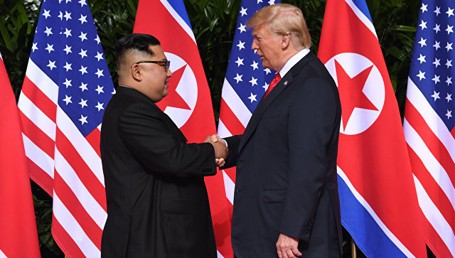 Рукопожатие Трампа и Ким Чен Ына 12.06.2018