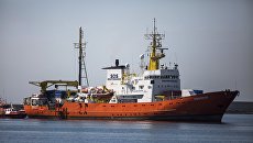 Судно Aquarius с мигрантами на борту. Архивное фото Судно Aquarius с мигрантами на борту. Архивное фото